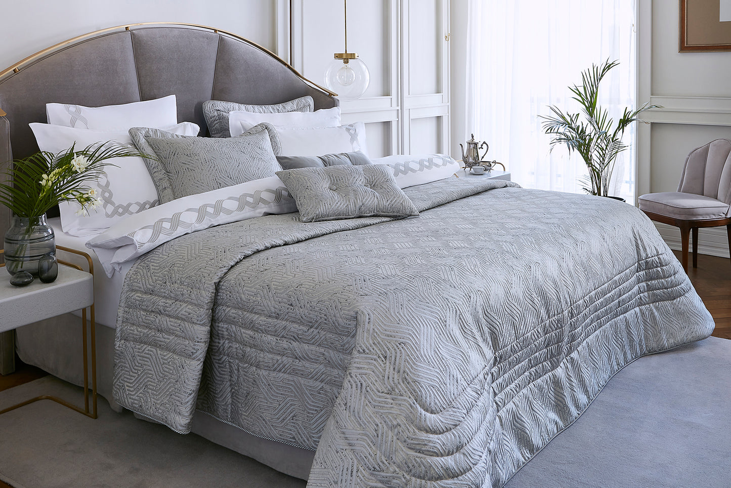 Monica Bedspread